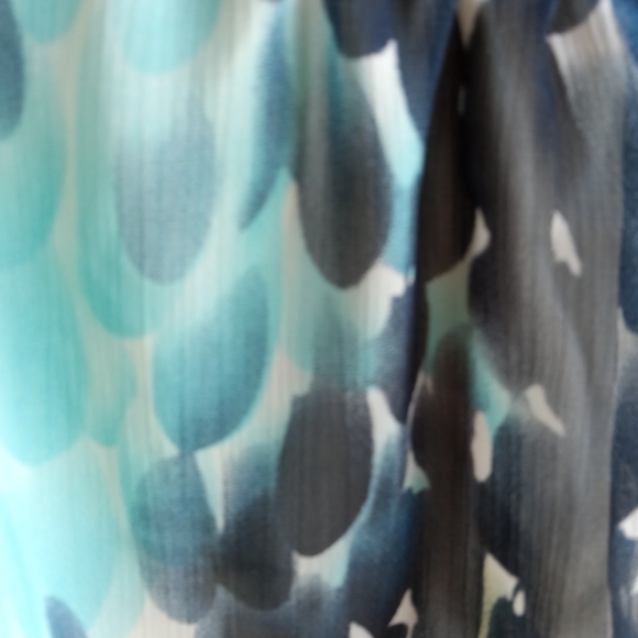 Woman's tank blouse with shoulder accent scrunched waist A Byer - Picture 8 of 8